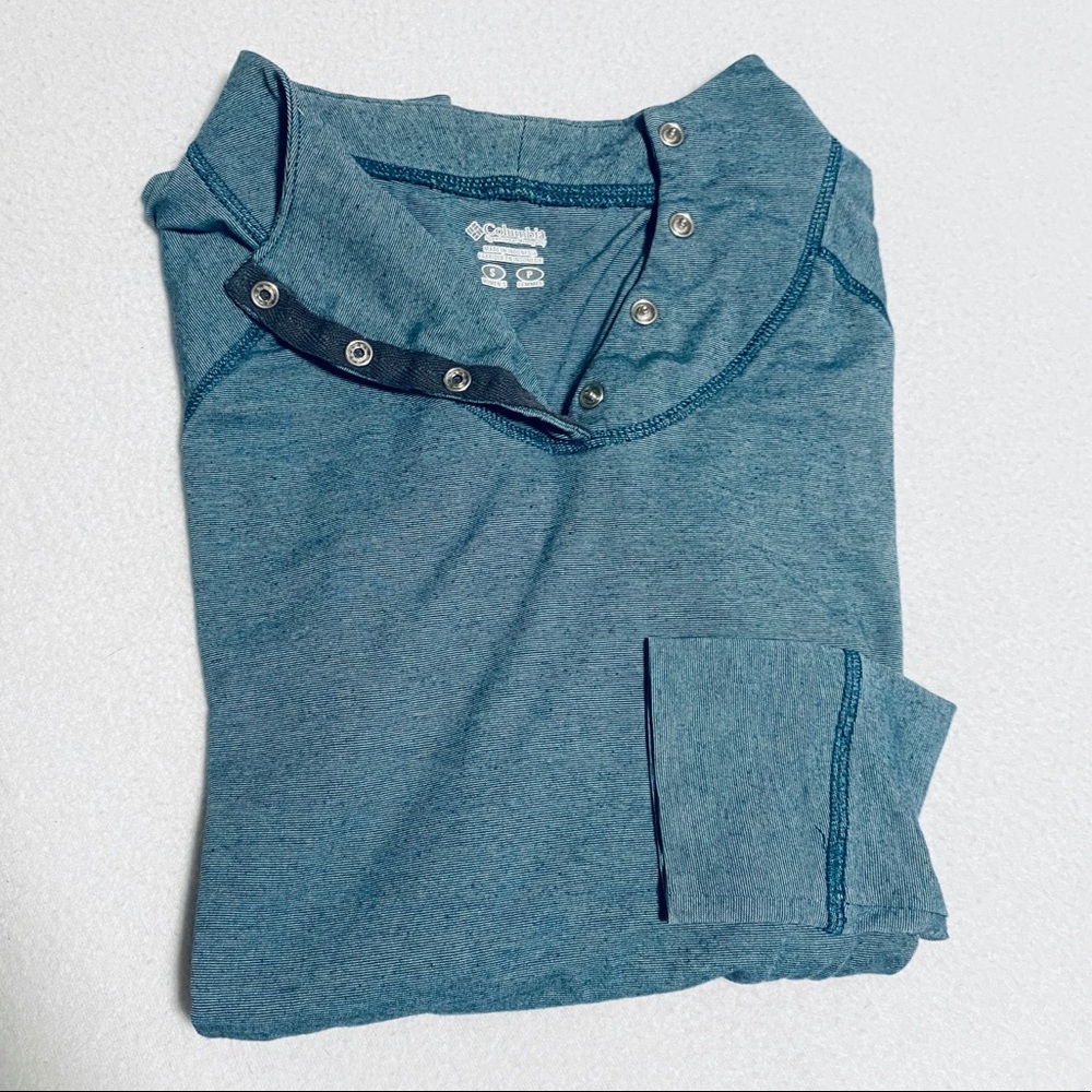 COLUMBIA ATHLETIC LONG SLEEVE